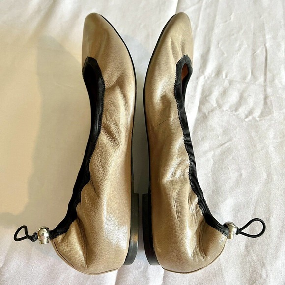 Vince Camuto Size 6 Jemilla Ballet Flat Beige Tan Nude Embossed Leather Shoes - Picture 9 of 15